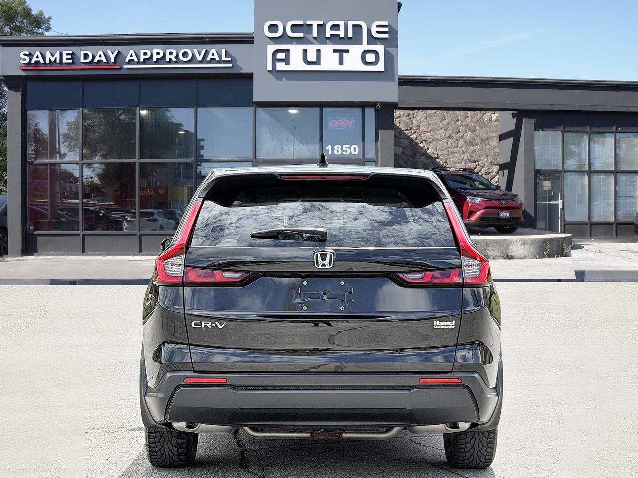 2023 Honda CR-V LX 2WD Photo4