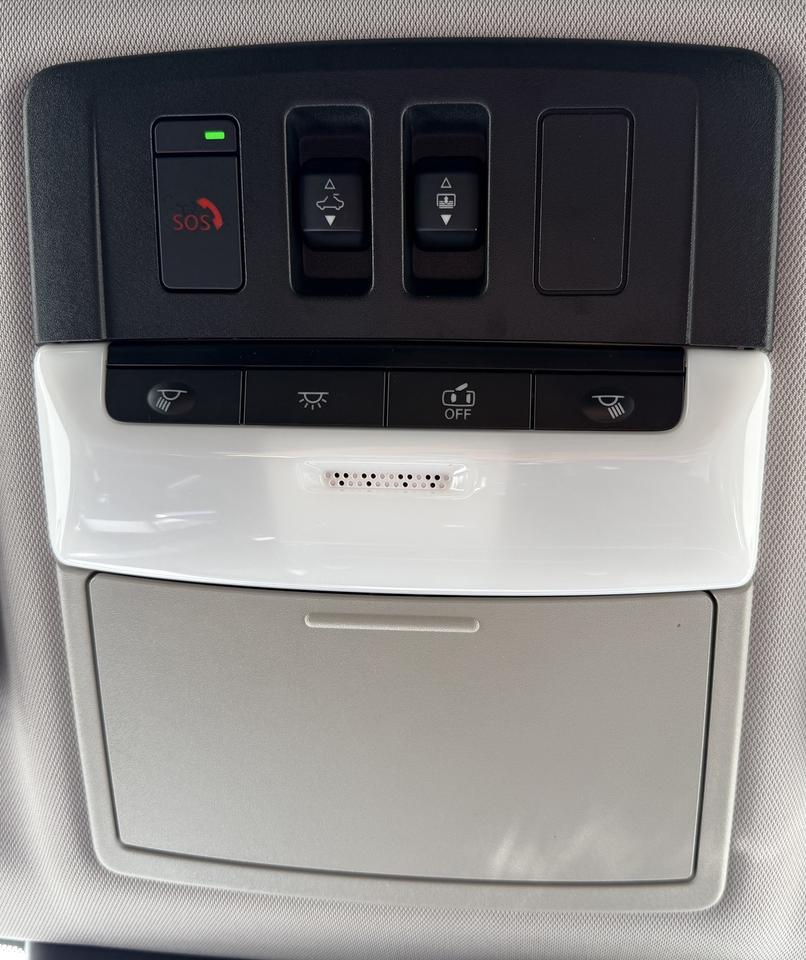 2023 Mitsubishi Outlander Phev SEL S-AWC Photo