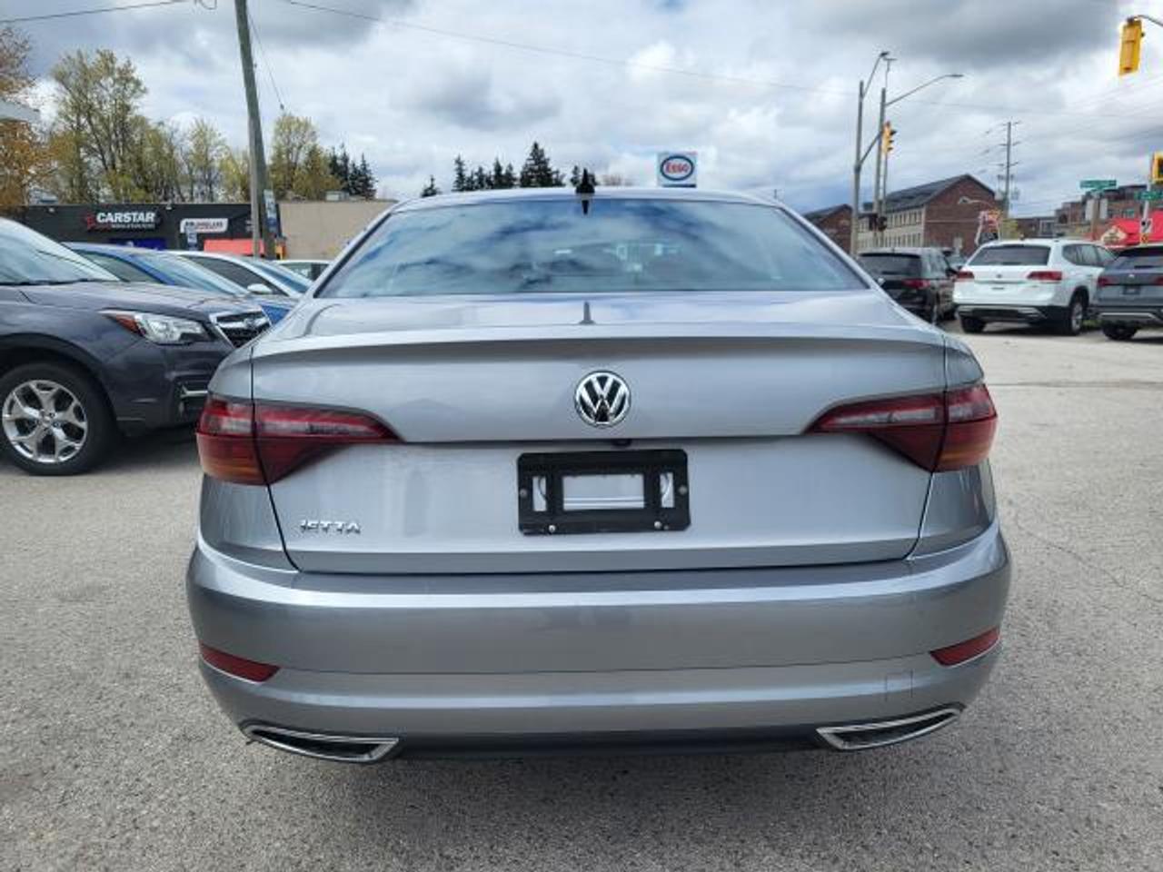 2019 Volkswagen Jetta RLINE Photo