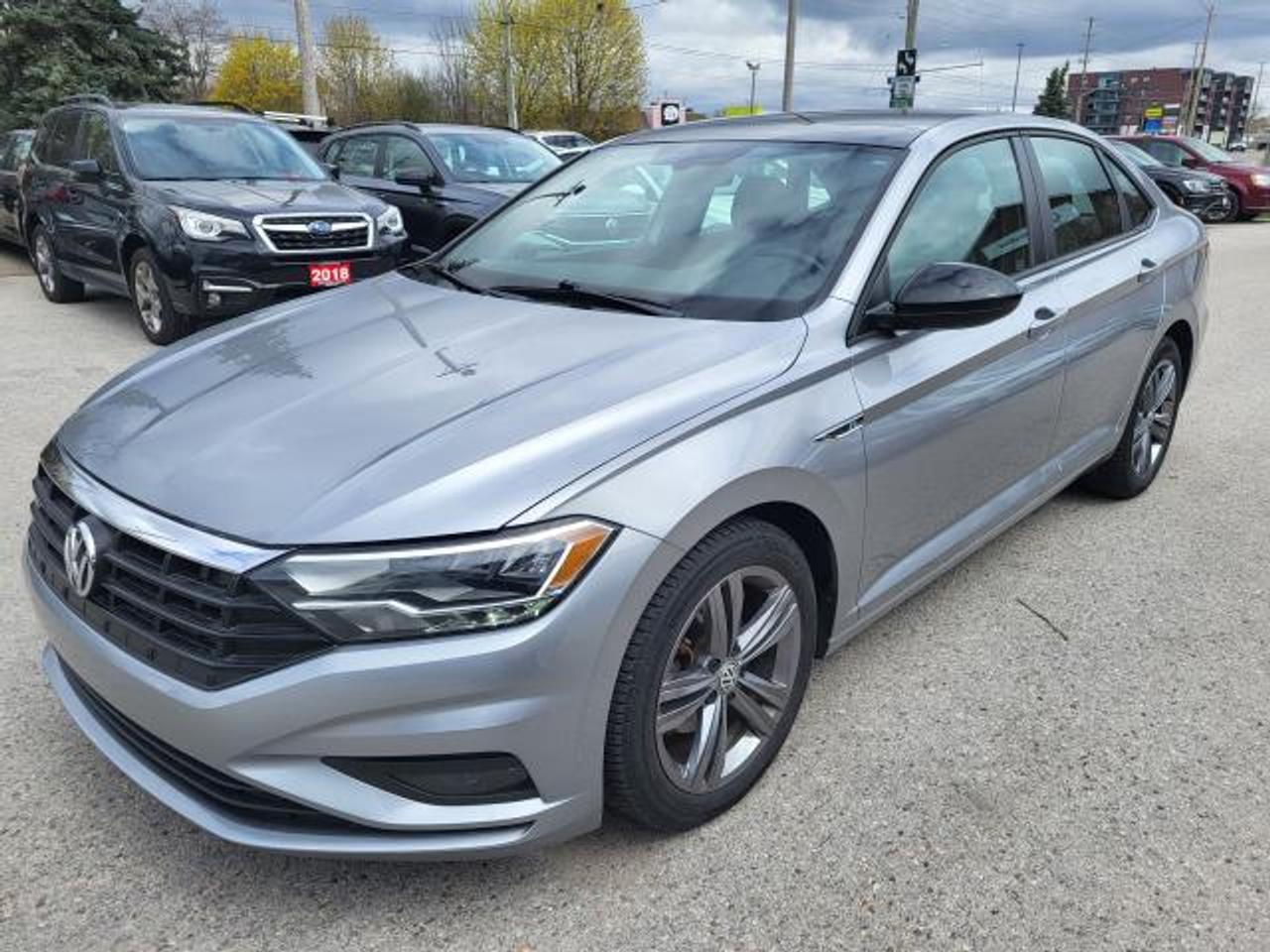 2019 Volkswagen Jetta RLINE Photo