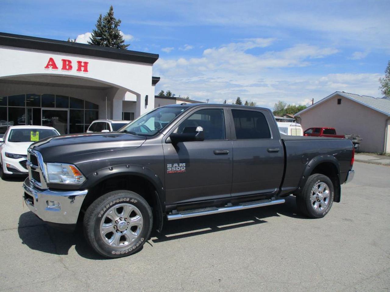 2016 RAM 3500 SLT Crew Cab 4WD