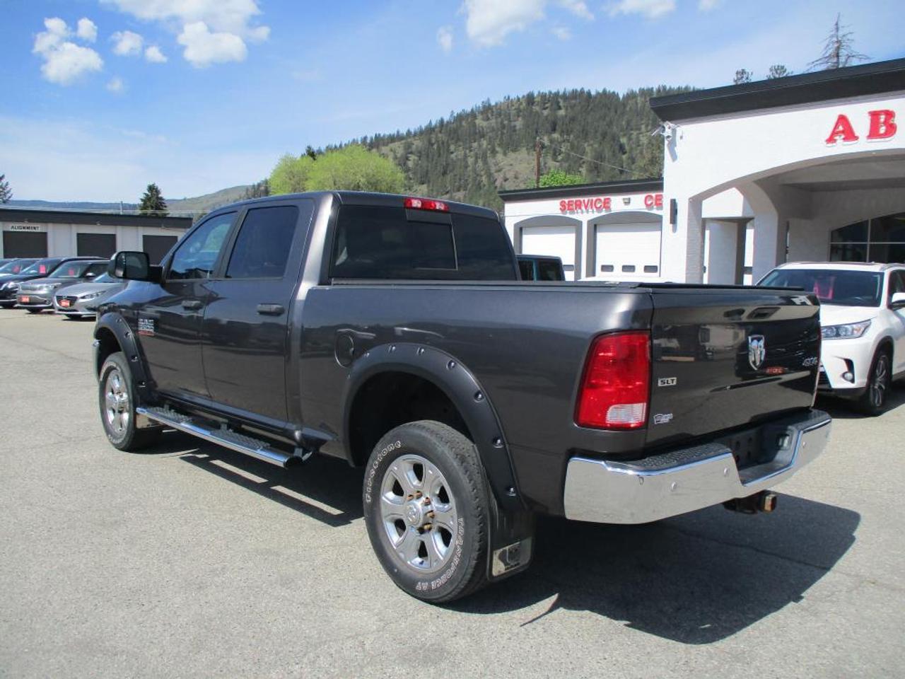 2016 RAM 3500 SLT Crew Cab 4WD Photo