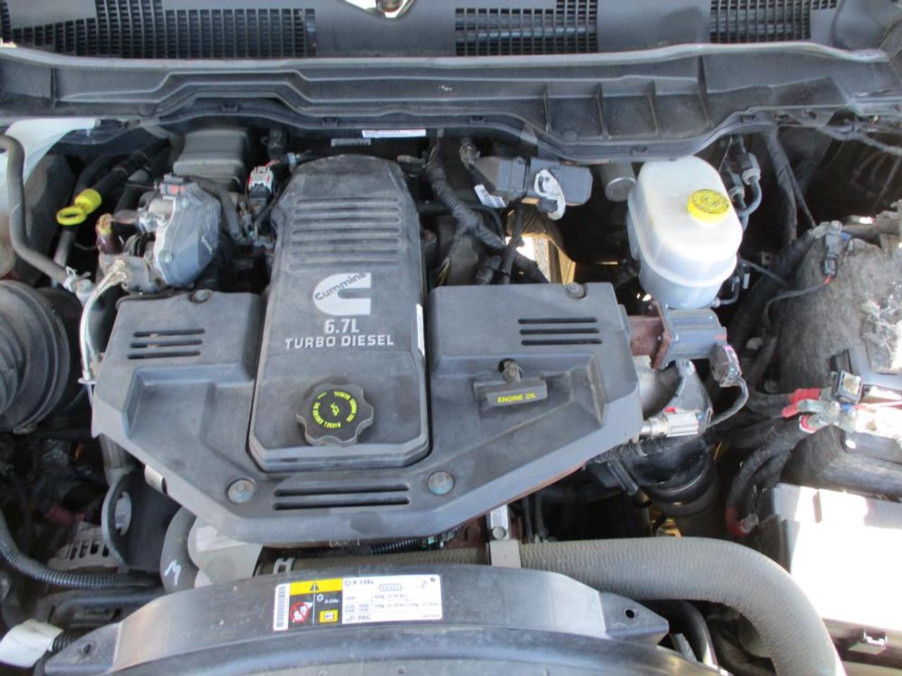 2016 RAM 3500 SLT CUMMINS 91,068KM - Photo #23