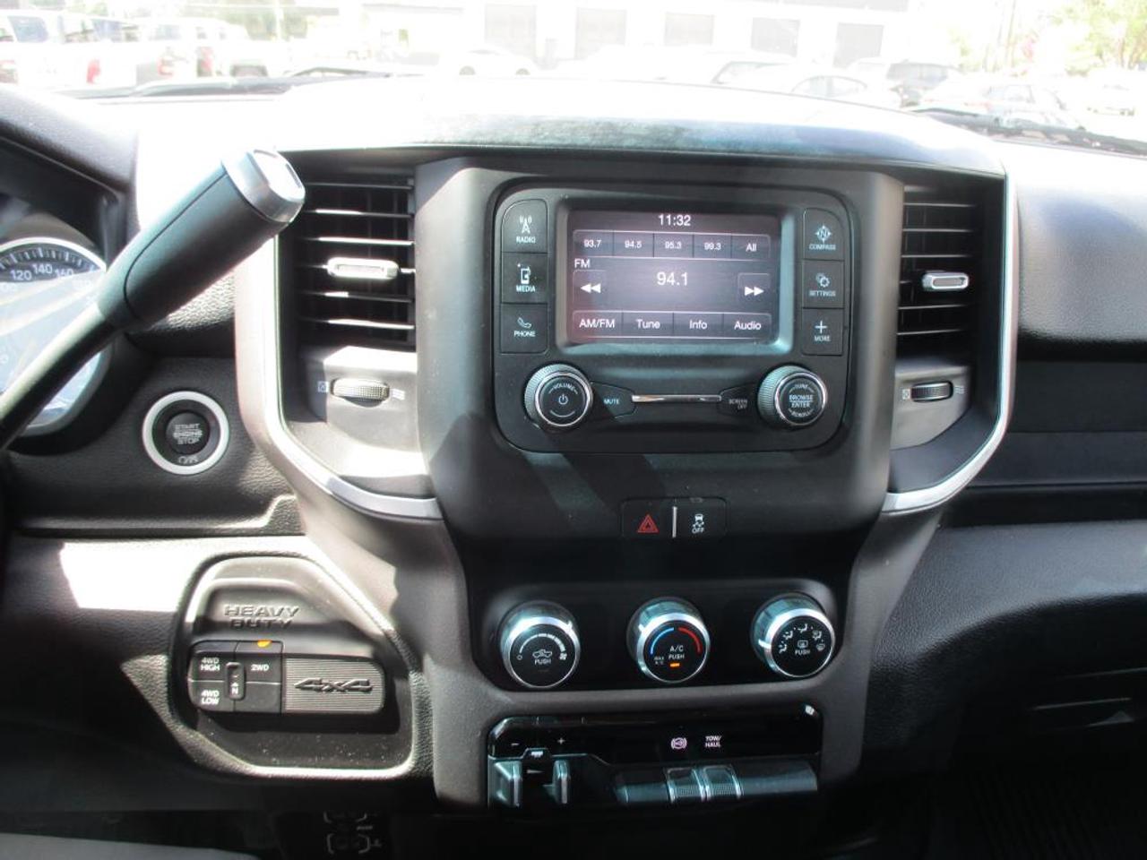 2020 RAM 2500 Big Horn Crew 4X4 - Photo #15