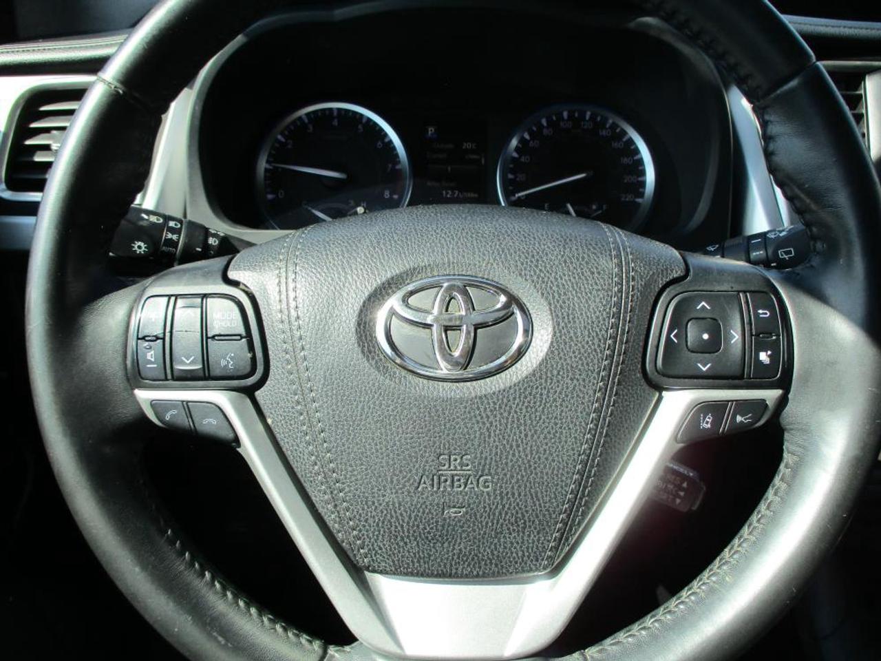 2019 Toyota Highlander XLE AWD - Photo #17