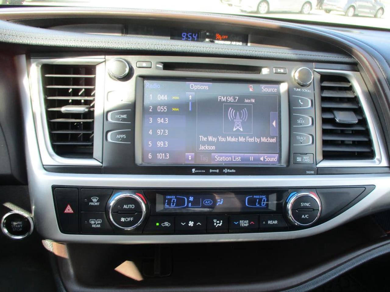 2019 Toyota Highlander XLE AWD - Photo #21