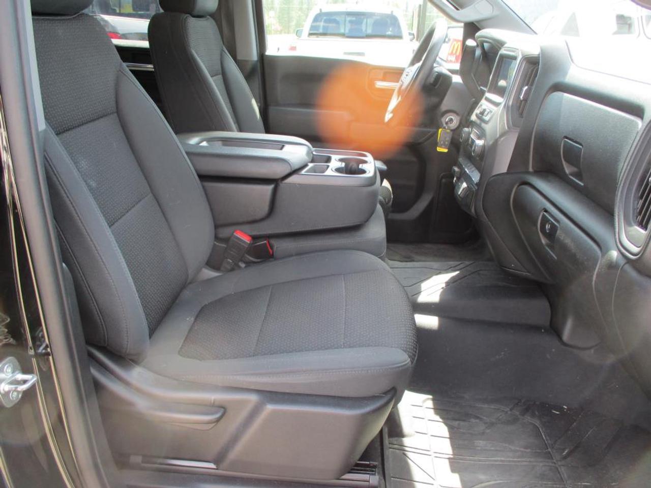 2021 Chevrolet Silverado 1500 Custom Crew Cab 4X4 - Photo #12