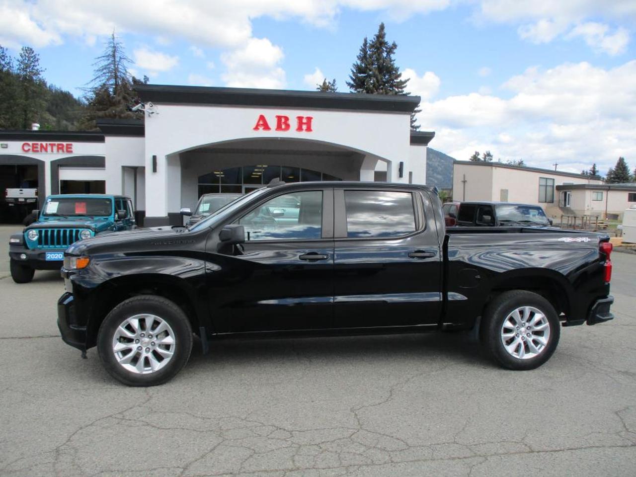 2021 Chevrolet Silverado 1500 Custom Crew Cab 4X4 - Photo #3