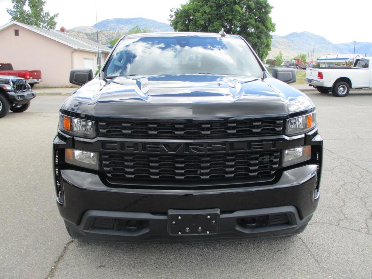 2021 Chevrolet Silverado 1500 Custom Crew Cab 4X4 Photo