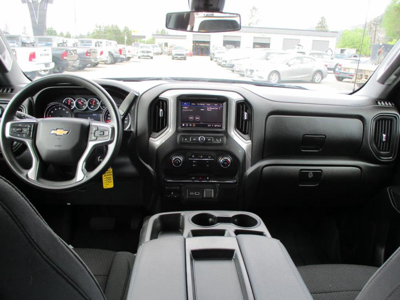 2021 Chevrolet Silverado 1500 Custom Crew Cab 4X4 Photo