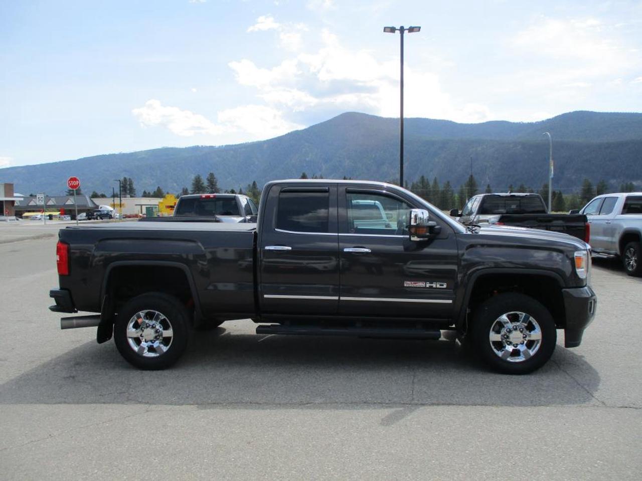 2015 GMC Sierra 2500 HD SLT DOUBLE CAB 4WD - Photo #4