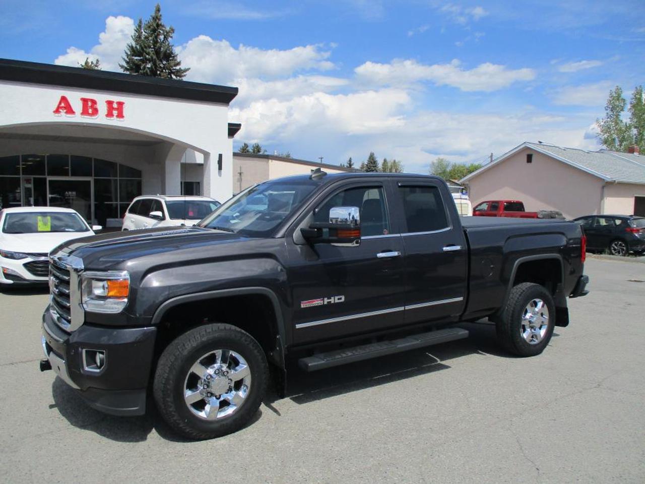 2015 GMC Sierra 2500 HD SLT DOUBLE CAB 4WD Photo