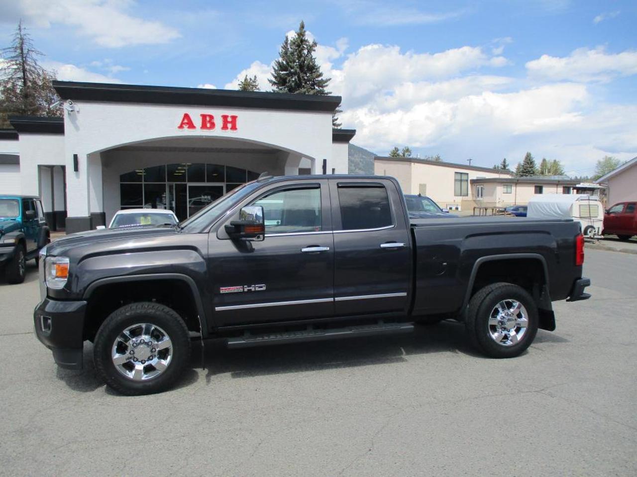 2015 GMC Sierra 2500 HD SLT DOUBLE CAB 4WD Photo