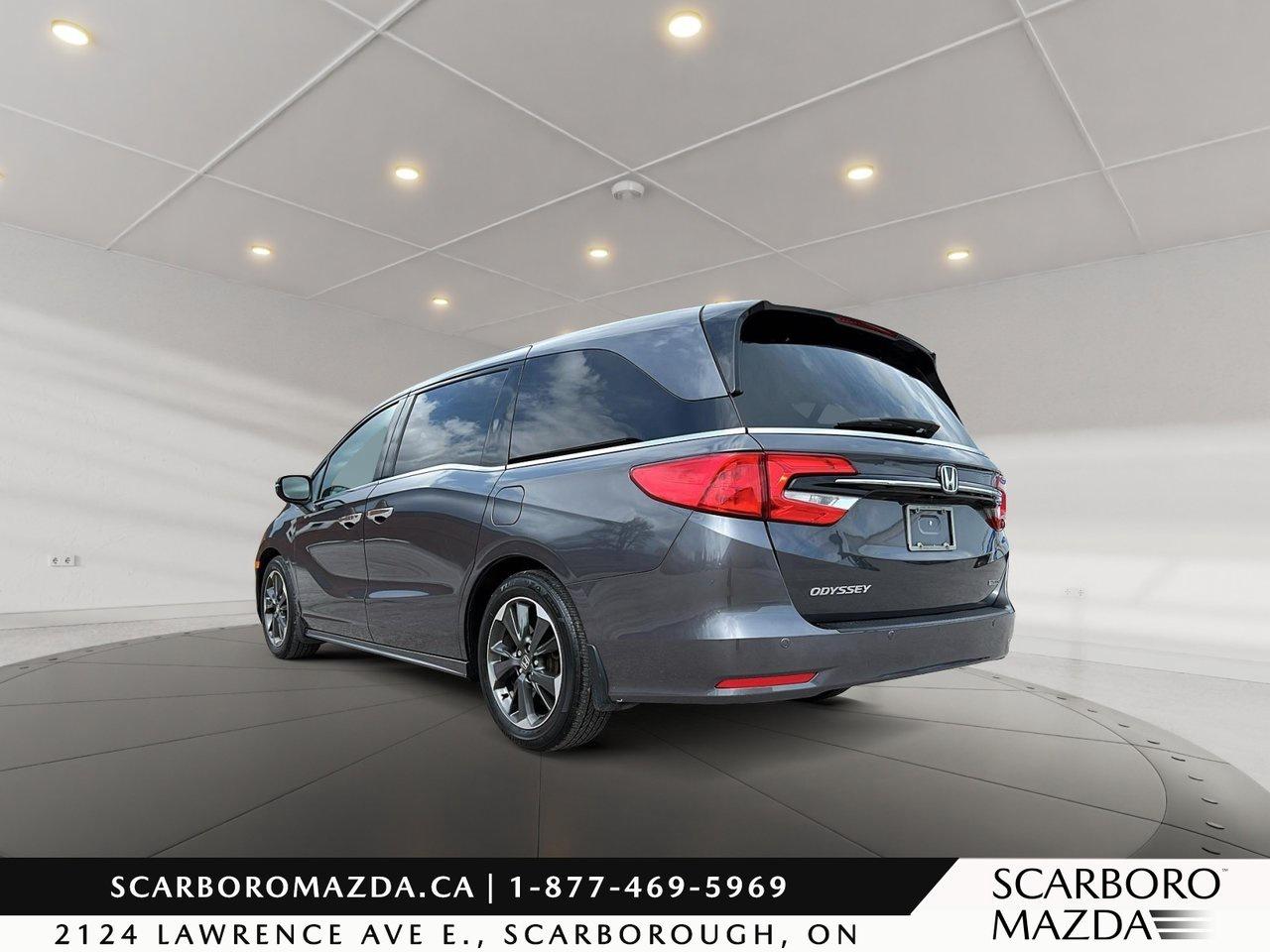 2023 Honda Odyssey Touring Photo4