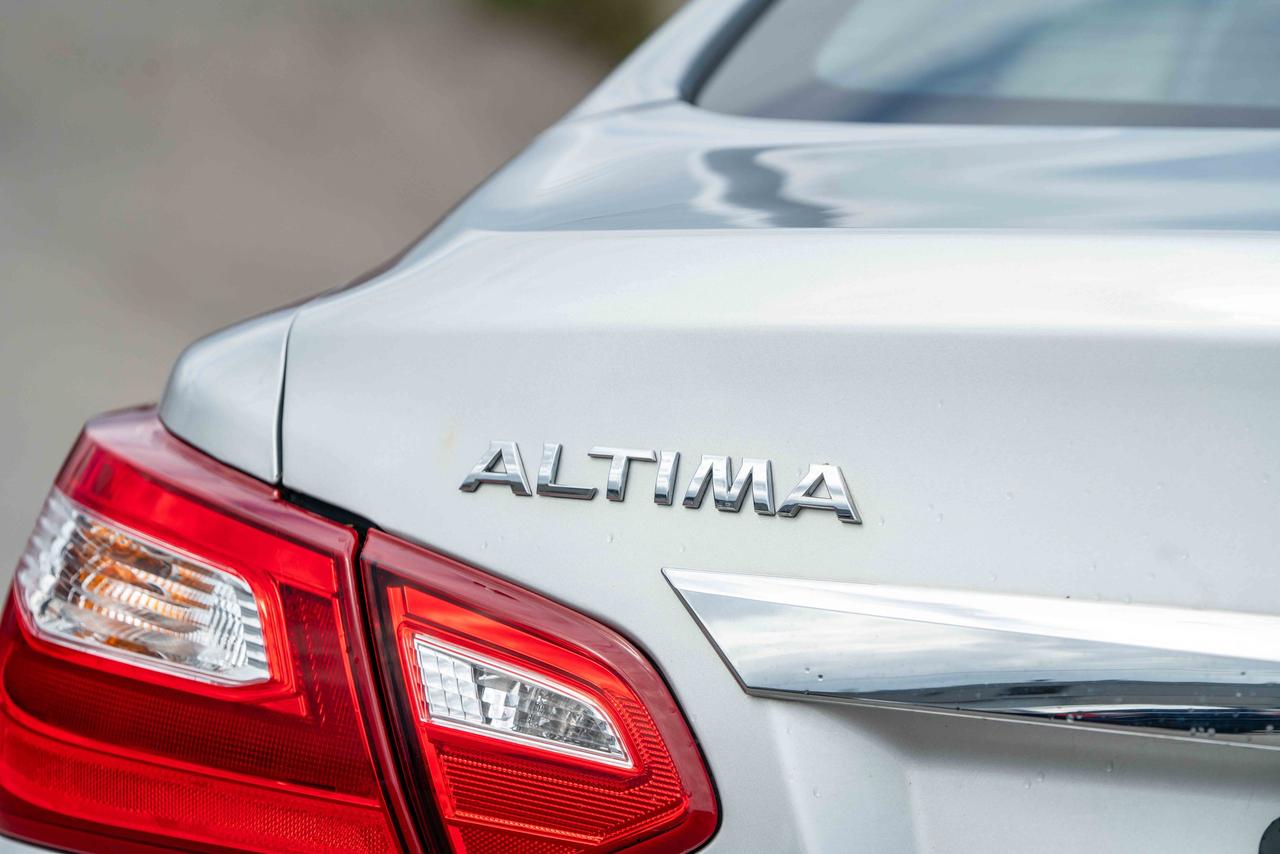 2016 Nissan Altima 2.5 Photo