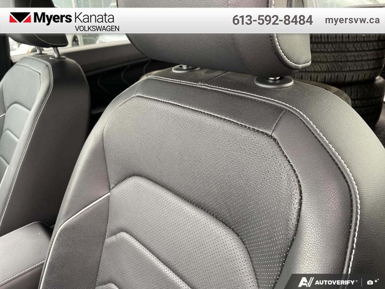 2024 Volkswagen Tiguan Highline R-Line  - Leather Seats Photo