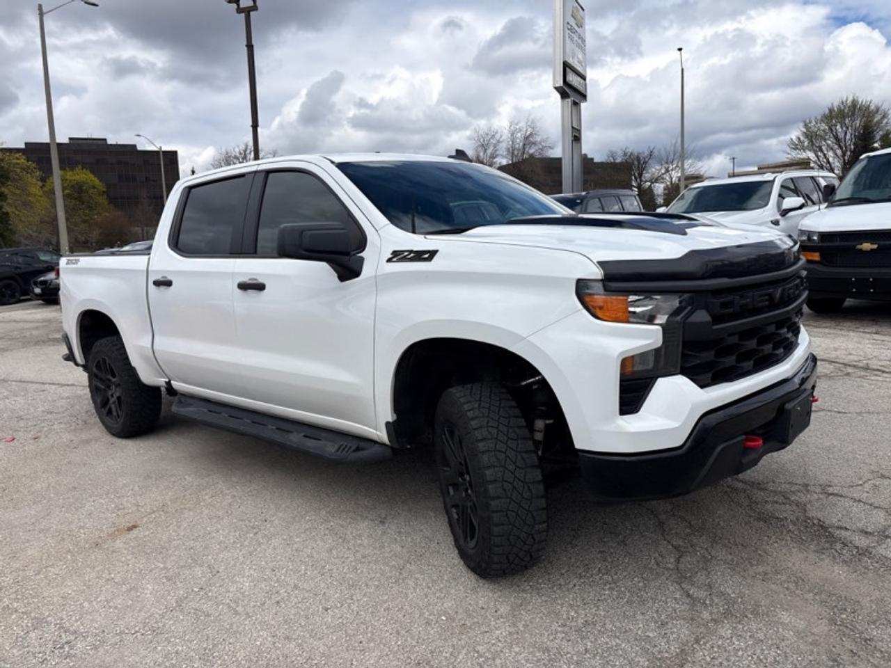 2022 Chevrolet Silverado 1500 Custom Trail Boss Photo