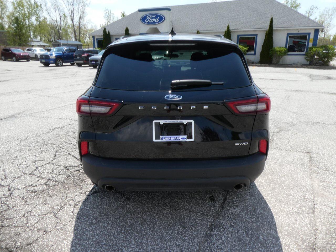2025 Ford Escape ST-Line | Heated Seats | Backup Cam | Photo