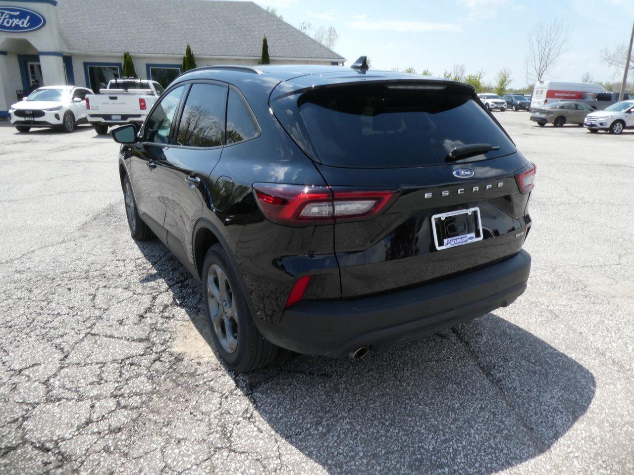 2025 Ford Escape ST-Line | Heated Seats | Backup Cam | Photo2
