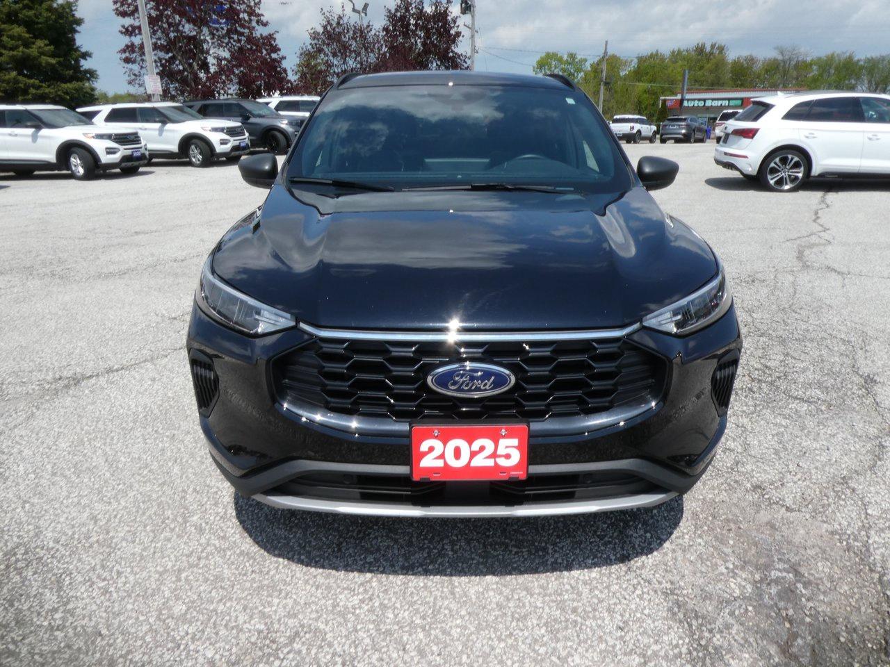 2025 Ford Escape ST-Line | Heated Seats | Backup Cam | Photo