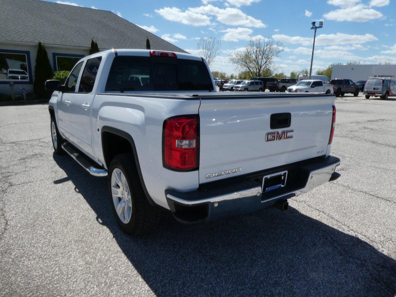 2017 GMC Sierra 1500 SLE | Heated Seats | Backup Cam | Photo