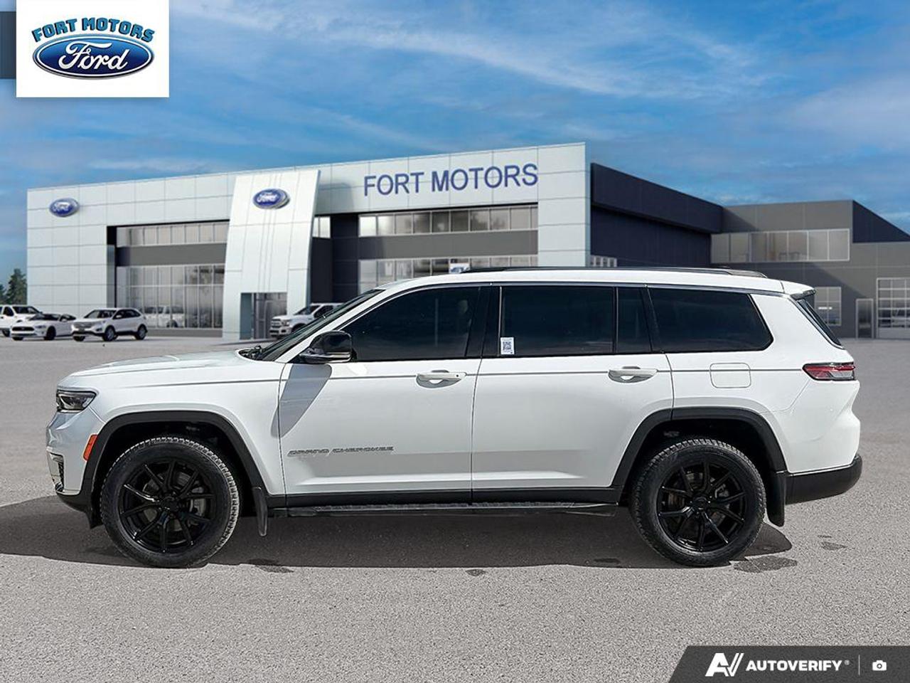 2022 Jeep Grand Cherokee L Limited Photo2