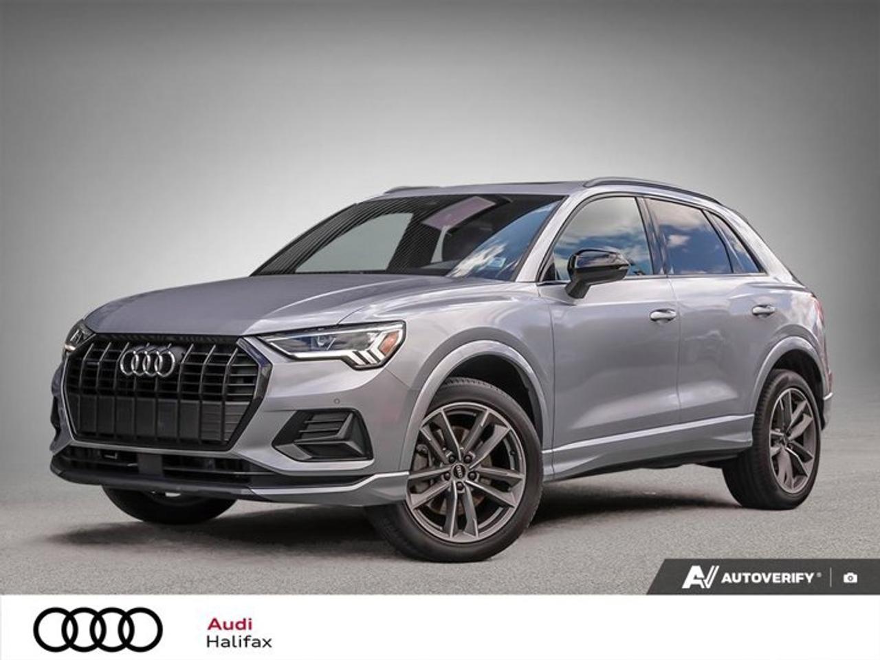 Small SUV 4WD, Komfort 45 TFSI quattro, 8-Speed Automatic w/OD, Intercooled Turbo Regular Unleaded I-4 2.0 L/121