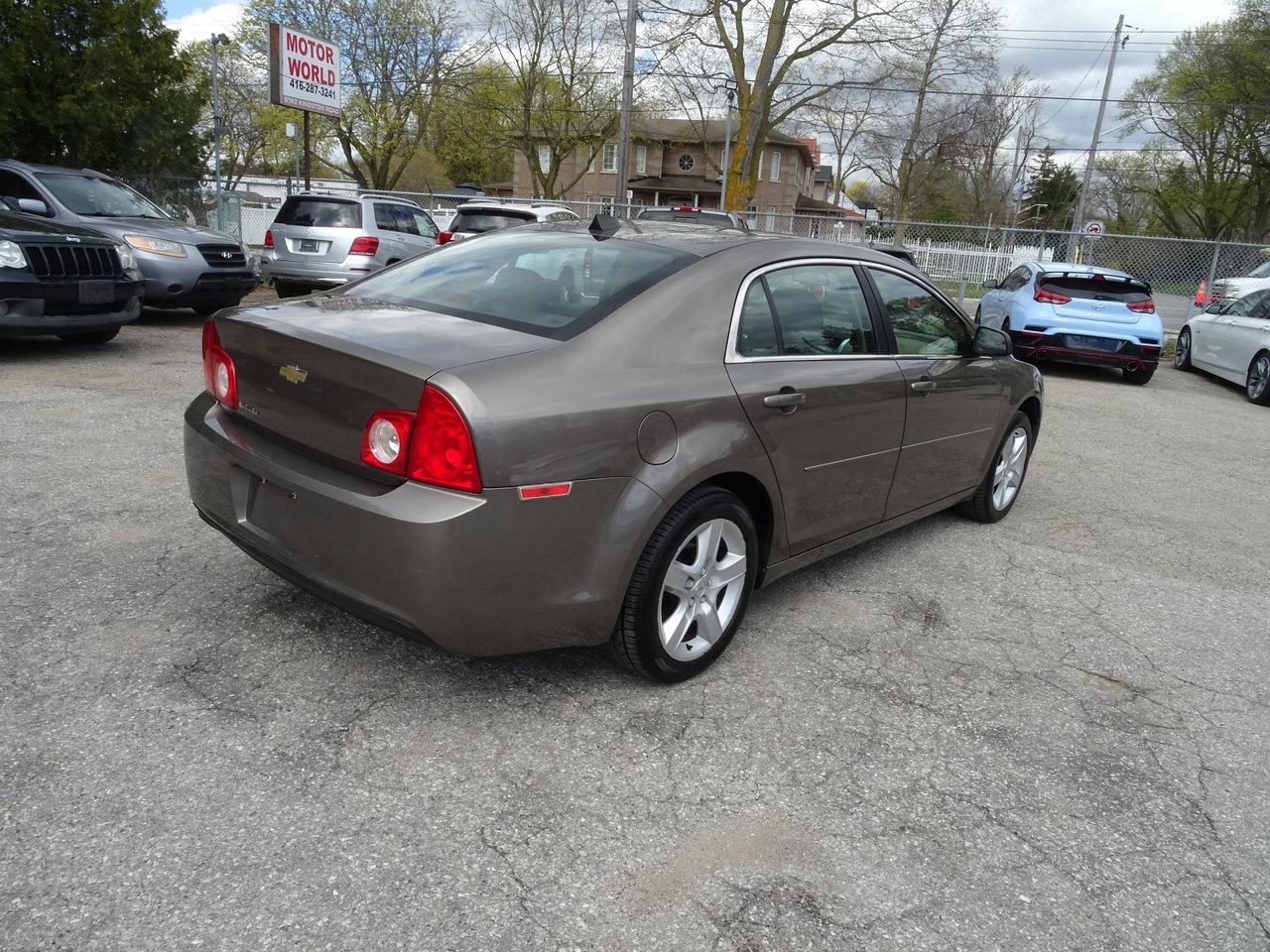 2012 Chevrolet Malibu LS Photo