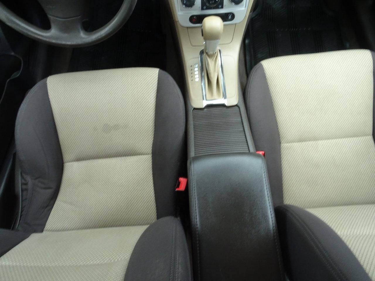 2012 Chevrolet Malibu LS Photo