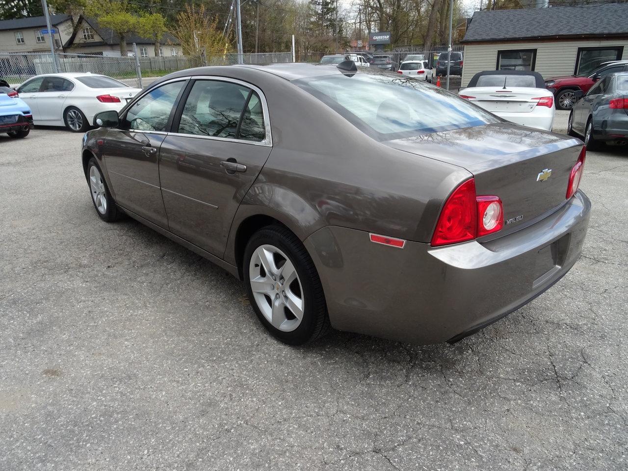 2012 Chevrolet Malibu LS Photo