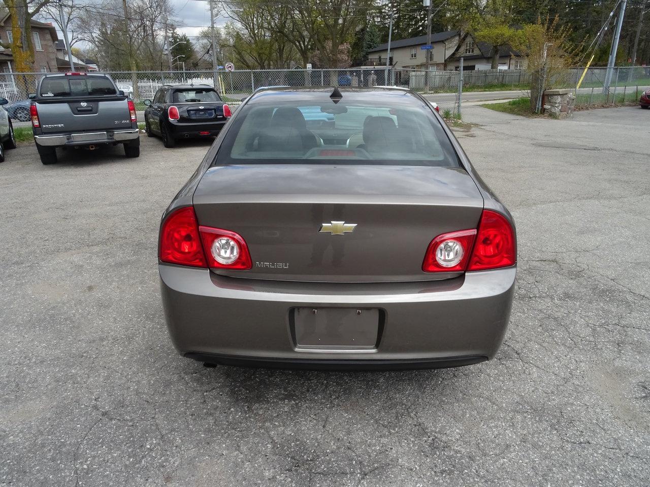 2012 Chevrolet Malibu LS Photo