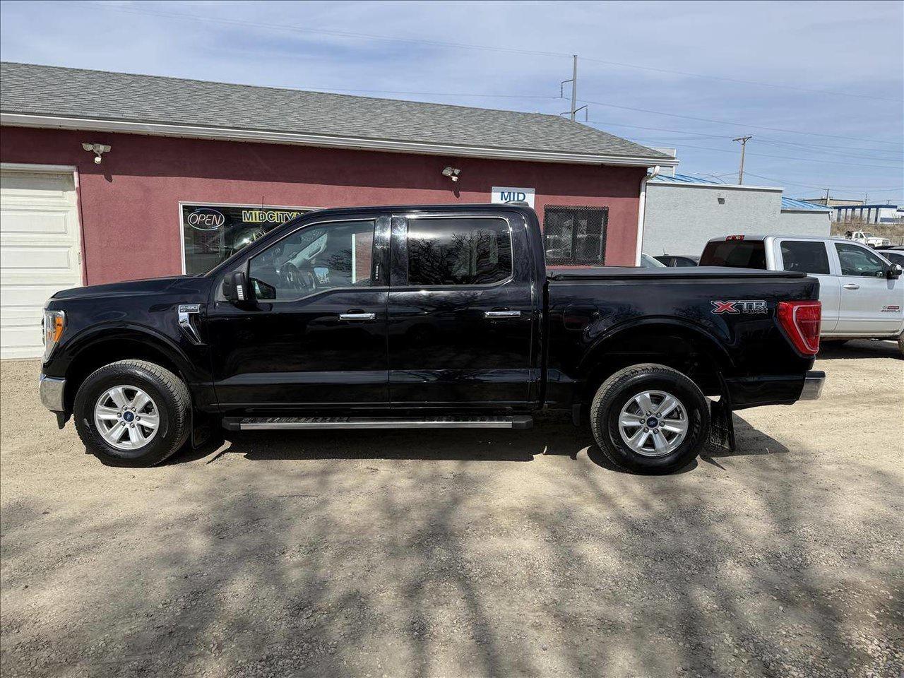 Used 2021 Ford F-150 XLT CREW 4WD SK SAFT for sale in Saskatoon, SK