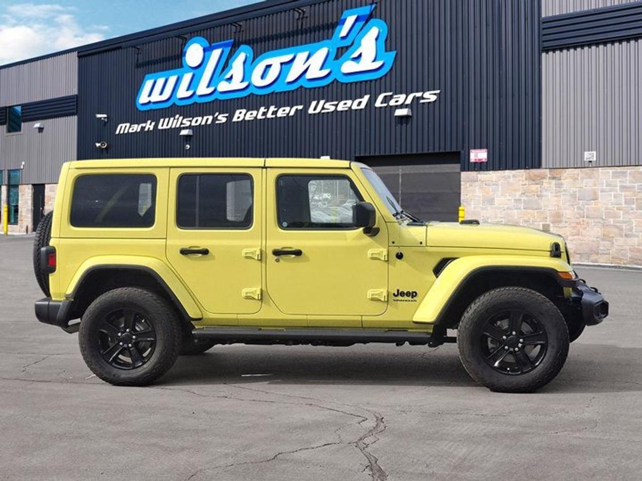 2023 Jeep Wrangler Sahara Altitude 4x4 | V6 | Leather | Heated Seats + Steering | Remote Start | Dual Top | and More ! Photo
