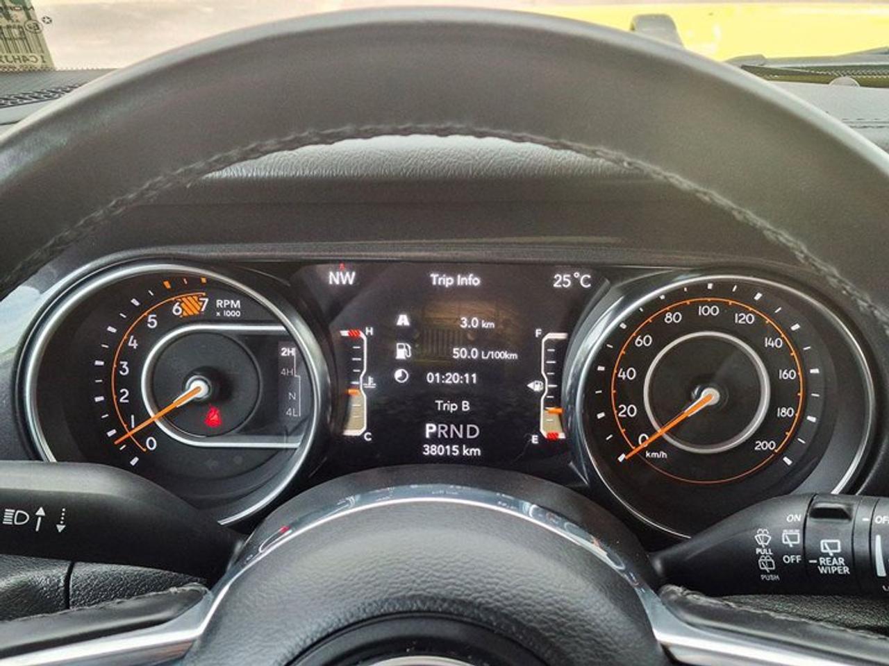 2023 Jeep Wrangler Sahara Altitude 4x4 | V6 | Leather | Heated Seats + Steering | Remote Start | Dual Top | and More ! Photo