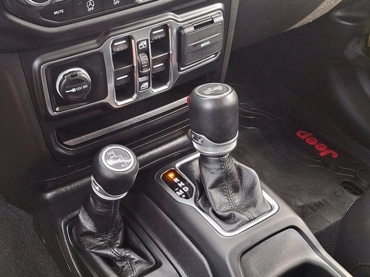 2023 Jeep Wrangler Sahara Altitude 4x4 | V6 | Leather | Heated Seats + Steering | Remote Start | Dual Top | and More ! Photo