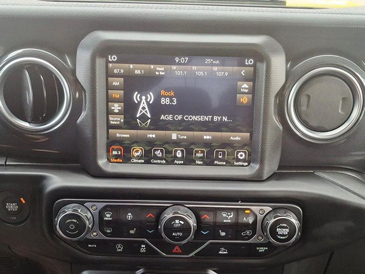 2023 Jeep Wrangler Sahara Altitude 4x4 | V6 | Leather | Heated Seats + Steering | Remote Start | Dual Top | and More ! Photo