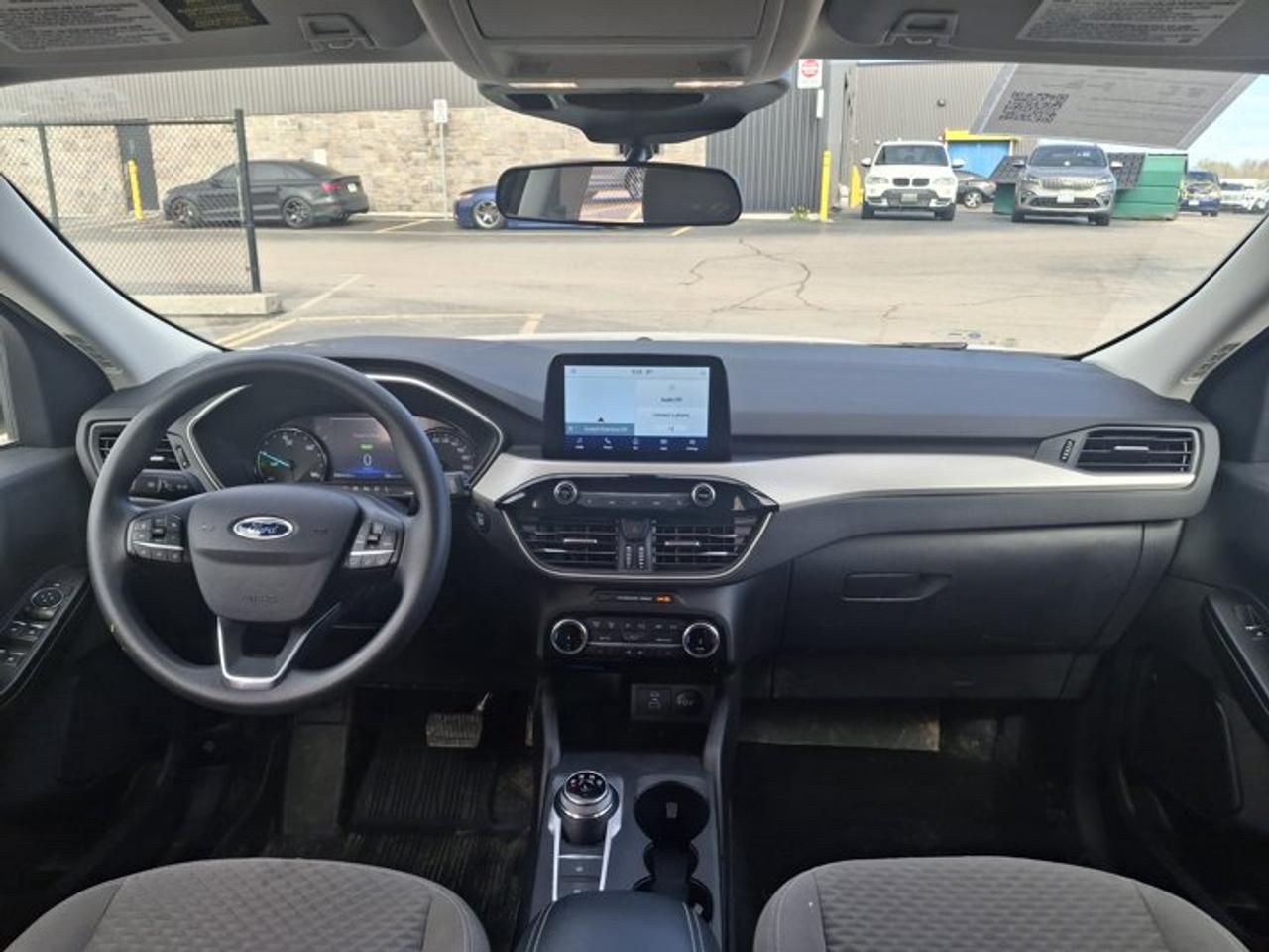 2022 Ford Escape SE Hybrid AWD | Heated Seats | Co-Pilot 360 | Lane Keep Assist | Carplay + Android Auto | and More ! Photo