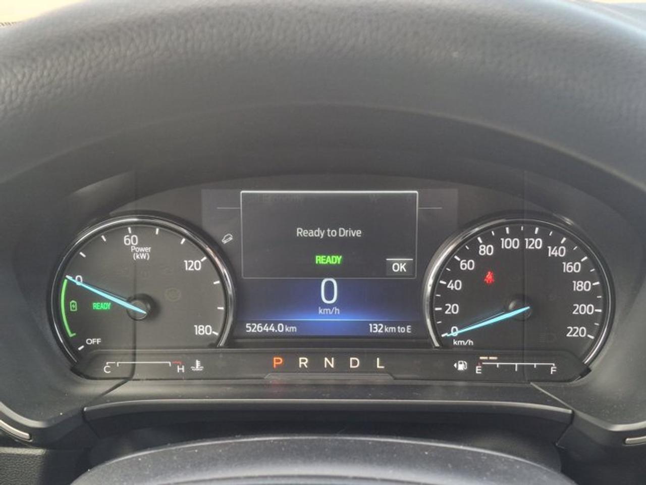 2022 Ford Escape SE Hybrid AWD | Heated Seats | Co-Pilot 360 | Lane Keep Assist | Carplay + Android Auto | and More ! Photo2