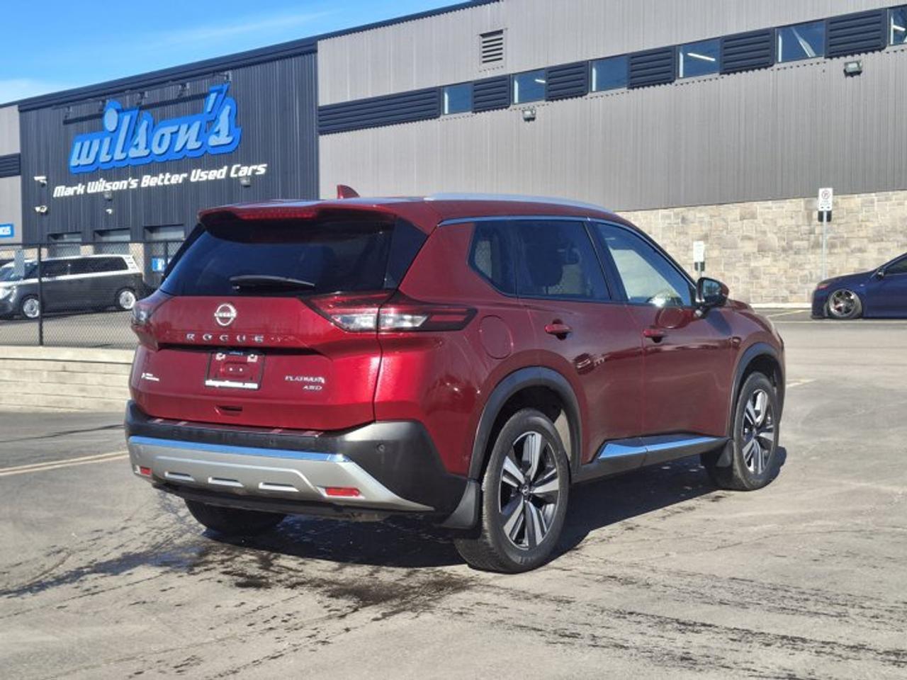2023 Nissan Rogue Platinum AWD | Leather | Pano Roof | Navi | Heated Seats + Steering | Bose Audio | and More ! Photo