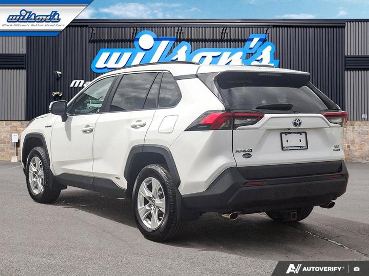 2019 Toyota RAV4 Hybrid XLE AWD | Sunroof | Heated Wheel + Seats | Power Seat | Rear Camera | Alloy Wheels and More ! Photo