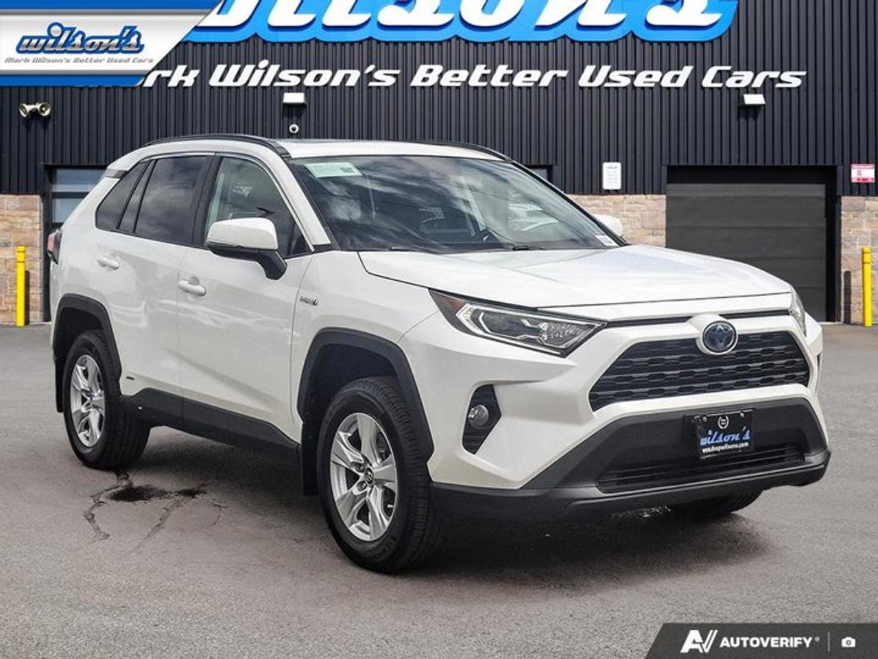 2019 Toyota RAV4 Hybrid XLE AWD | Sunroof | Heated Wheel + Seats | Power Seat | Rear Camera | Alloy Wheels and More ! Photo