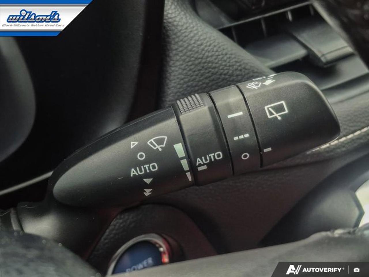 2019 Toyota RAV4 Hybrid XLE AWD | Sunroof | Heated Wheel + Seats | Power Seat | Rear Camera | Alloy Wheels and More ! Photo