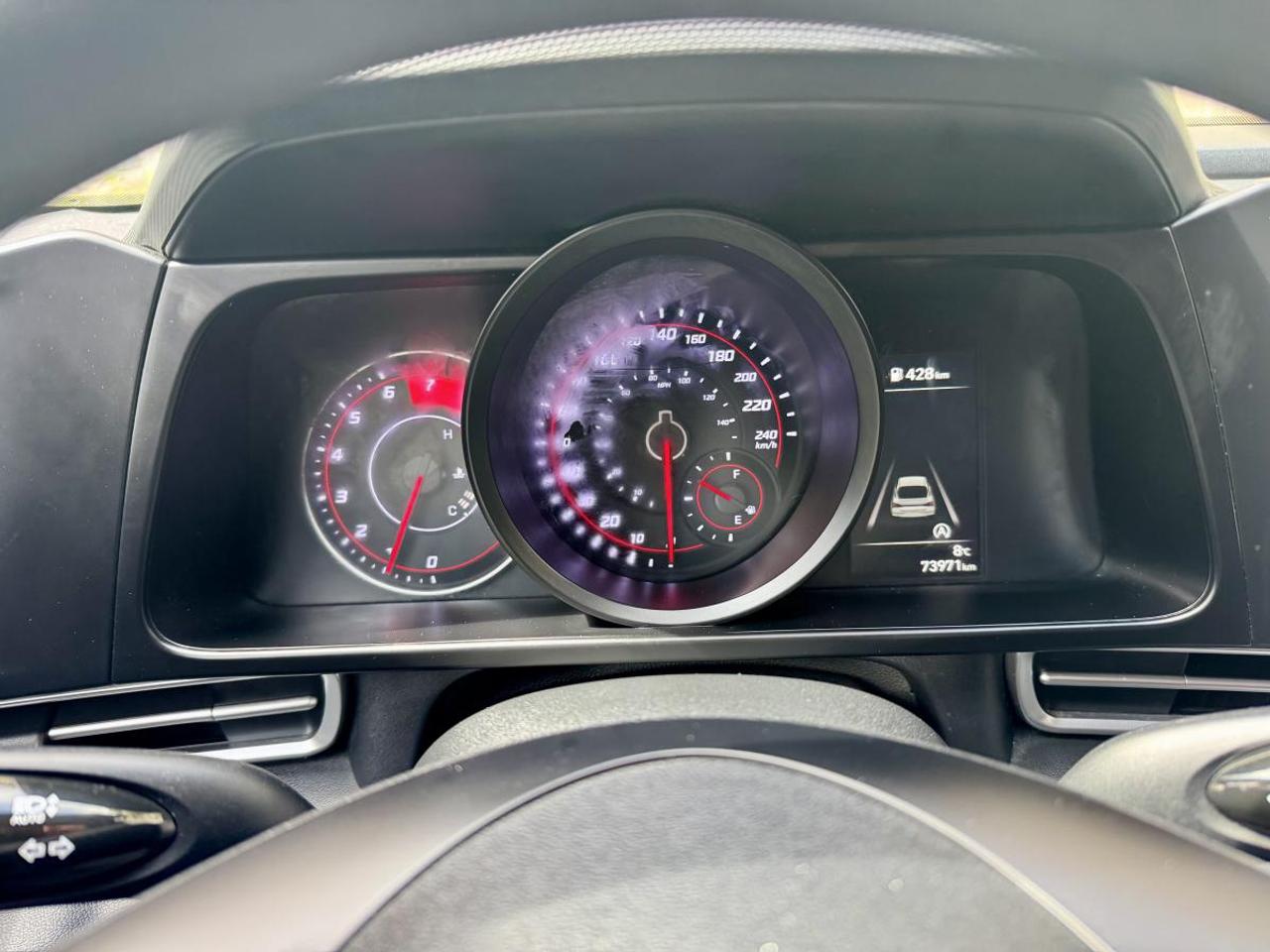 2022 Hyundai Elantra Essential Photo