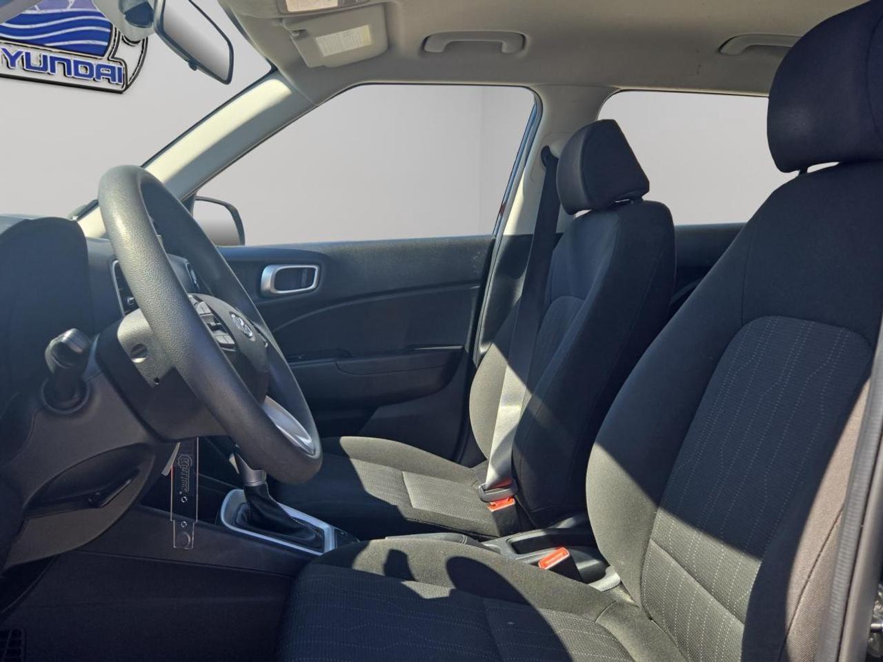 2020 Hyundai Venue Essential Photo