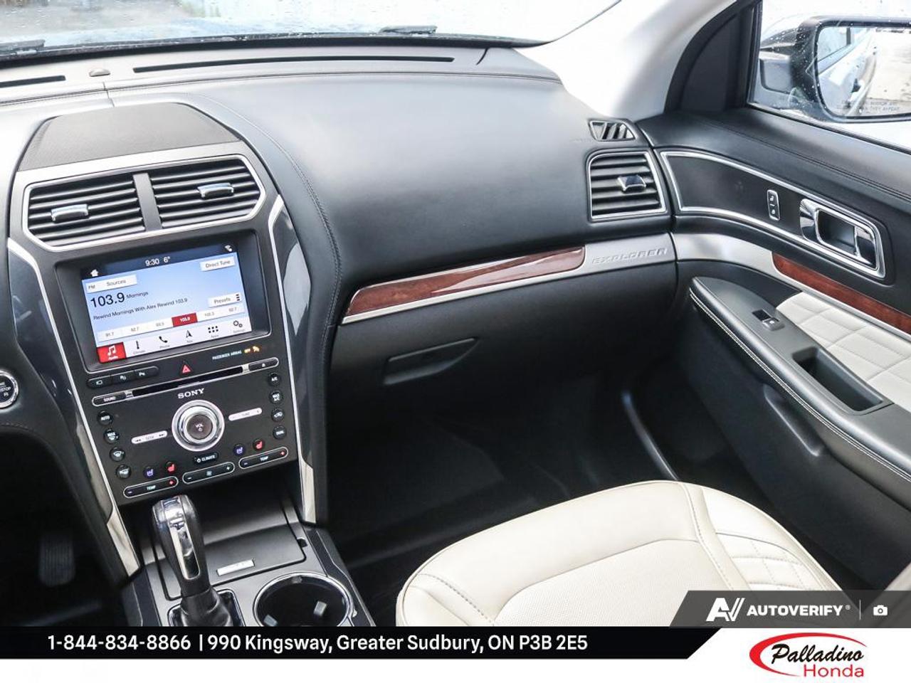 2018 Ford Explorer Platinum Photo