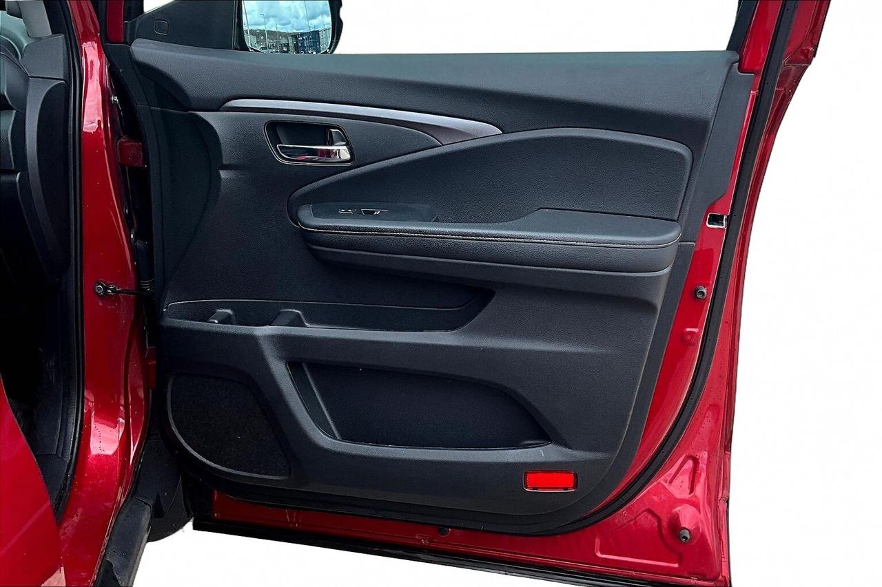 2023 Honda Ridgeline SPORT Photo