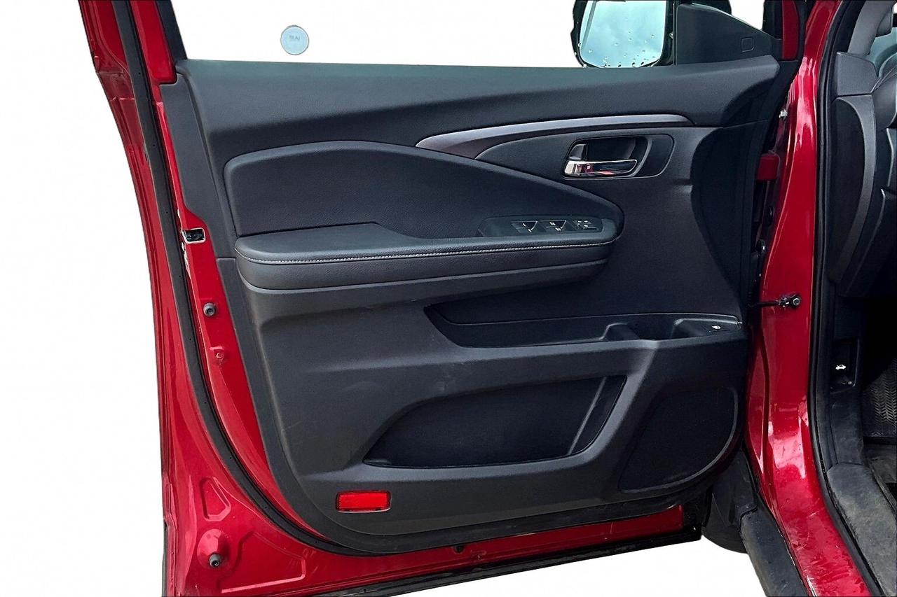 2023 Honda Ridgeline SPORT Photo