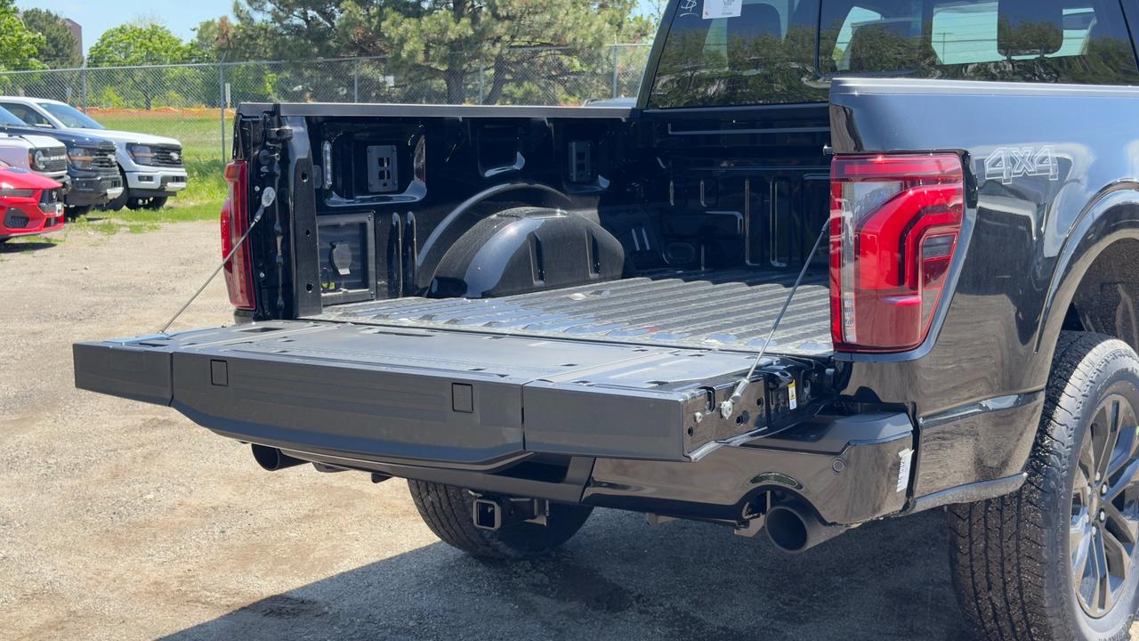 2026 Ford F-150 Lariat Photo
