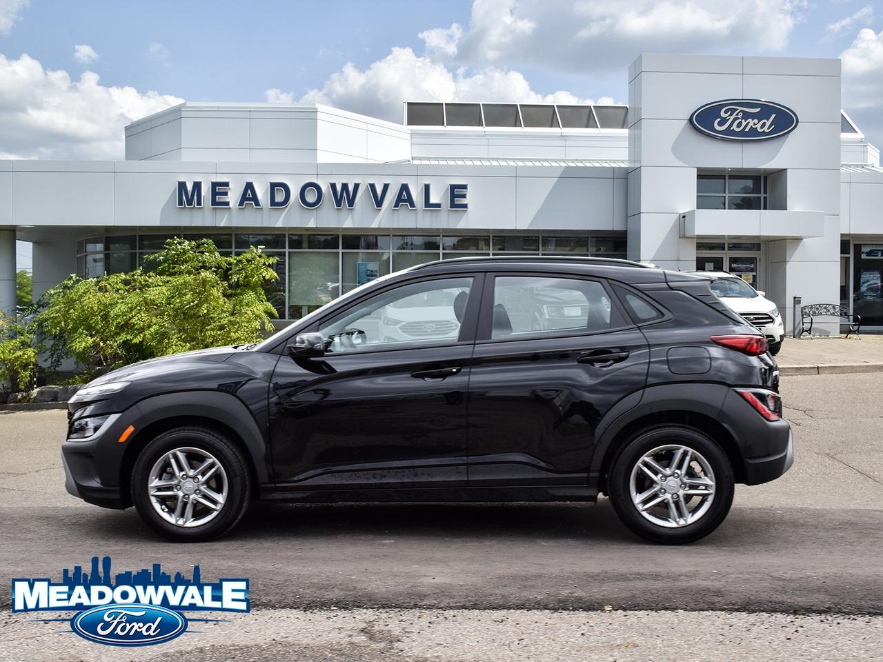 2023 Hyundai KONA Essential Photo
