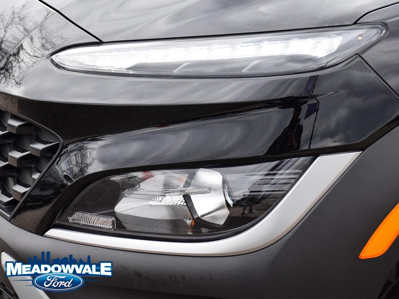 2023 Hyundai KONA Essential Photo2